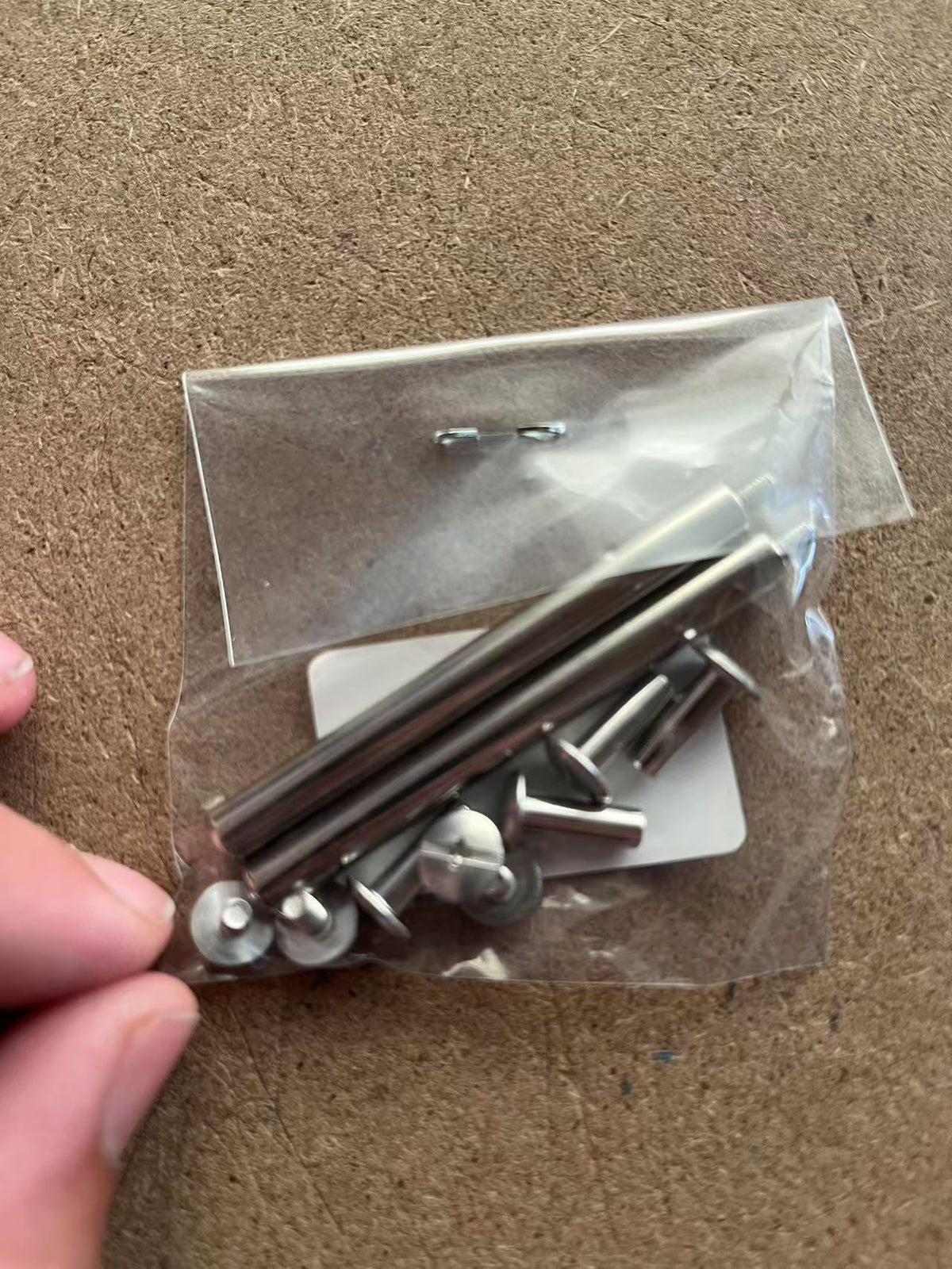 Kamizone Extra Screws-0